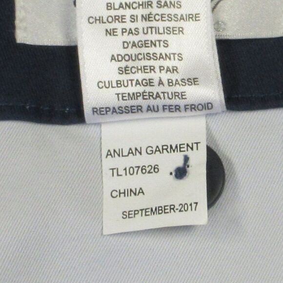 GREG NORMAN Play Dry Dot Cluster Bermuda Shorts Women's Size 6 Navy Blue - Picture 3 of 9